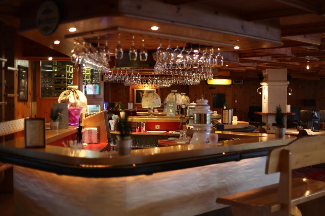 Jufa Alpenhotel Saalbach ภายนอก รูปภาพ