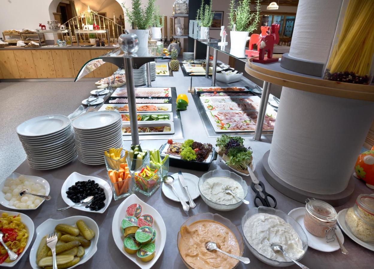Jufa Alpenhotel Saalbach ภายนอก รูปภาพ