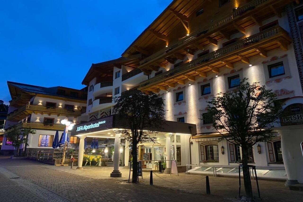 Jufa Alpenhotel Saalbach ภายนอก รูปภาพ