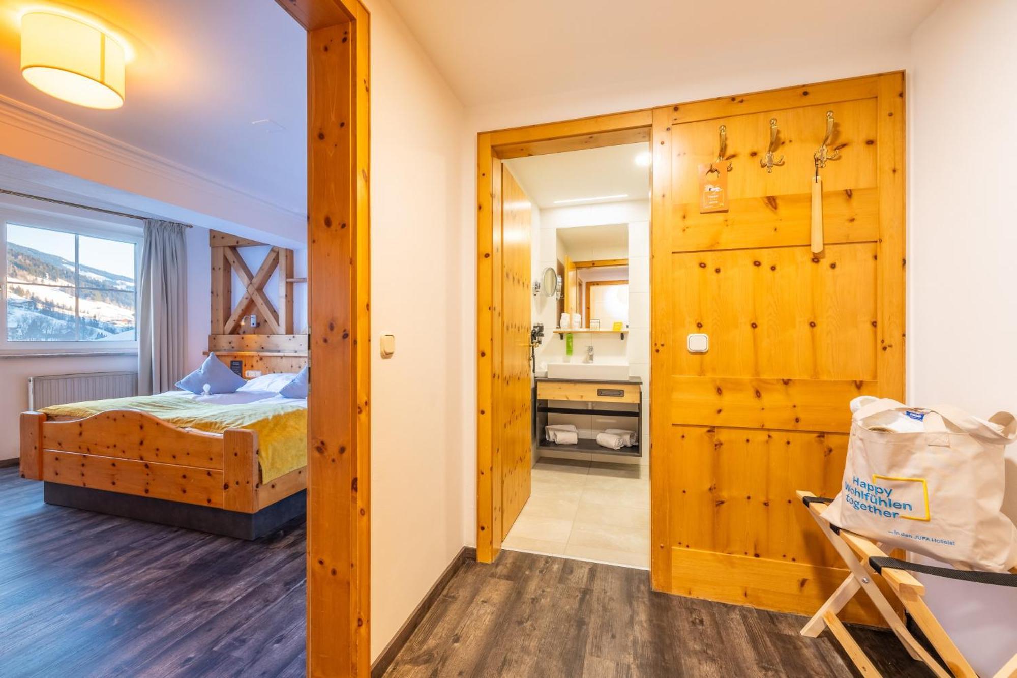 Jufa Alpenhotel Saalbach ภายนอก รูปภาพ